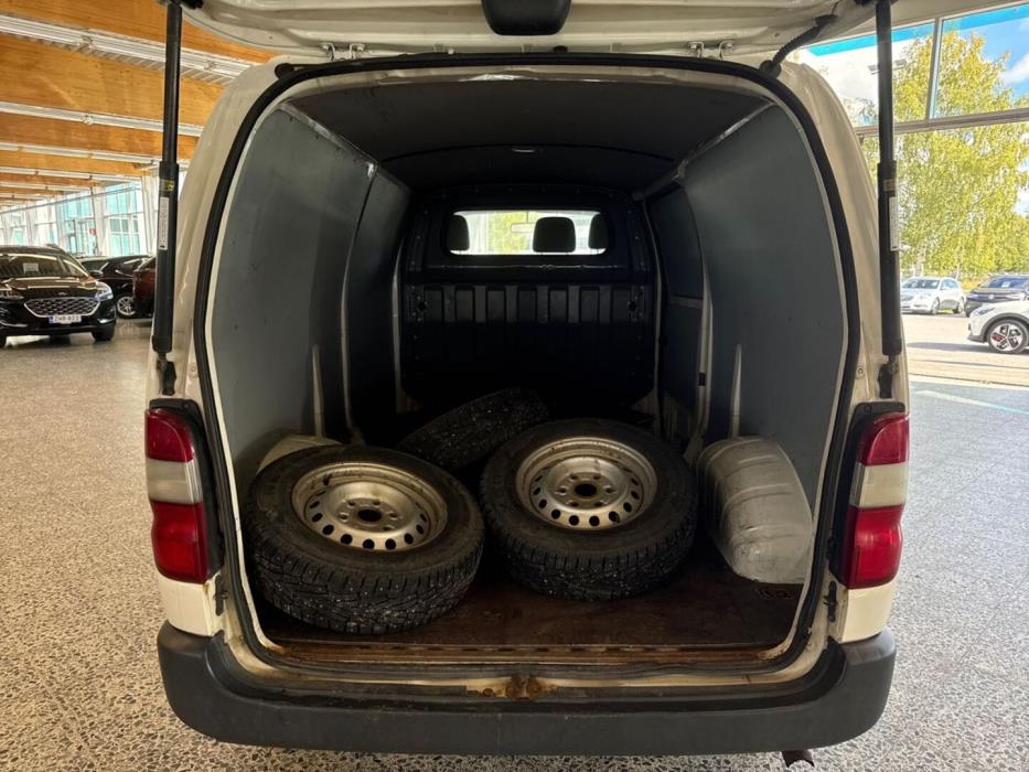 TOYOTA Hiace 2008