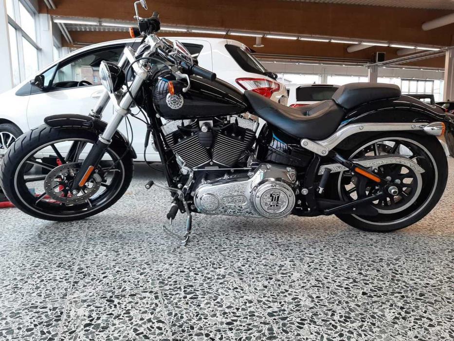 HARLEY-DAVIDSON SOFTAIL 2013