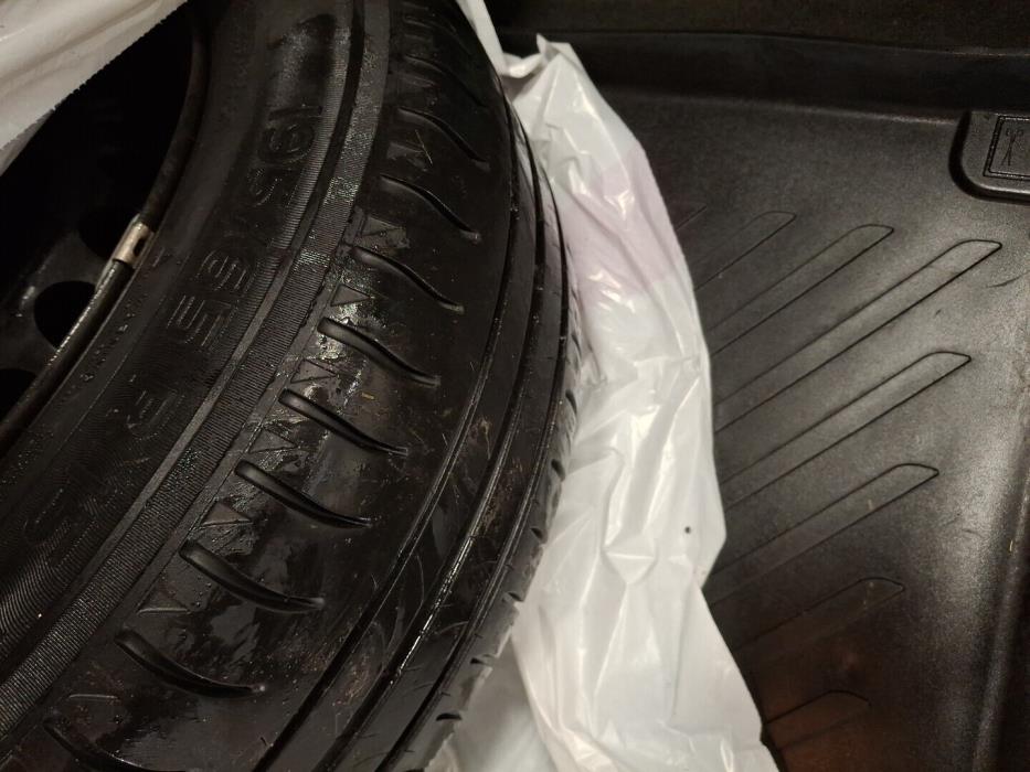 MERCEDES-BENZ E 1999