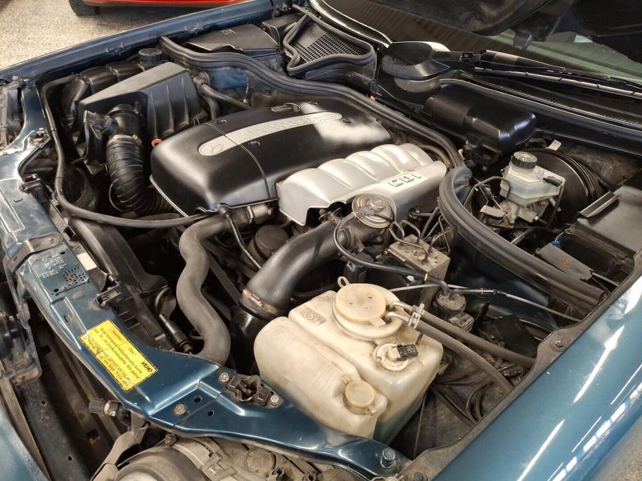 MERCEDES-BENZ E 1999
