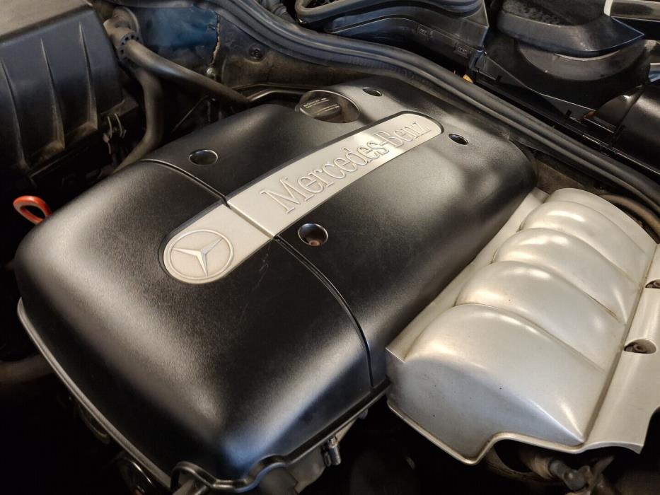 MERCEDES-BENZ E 1999