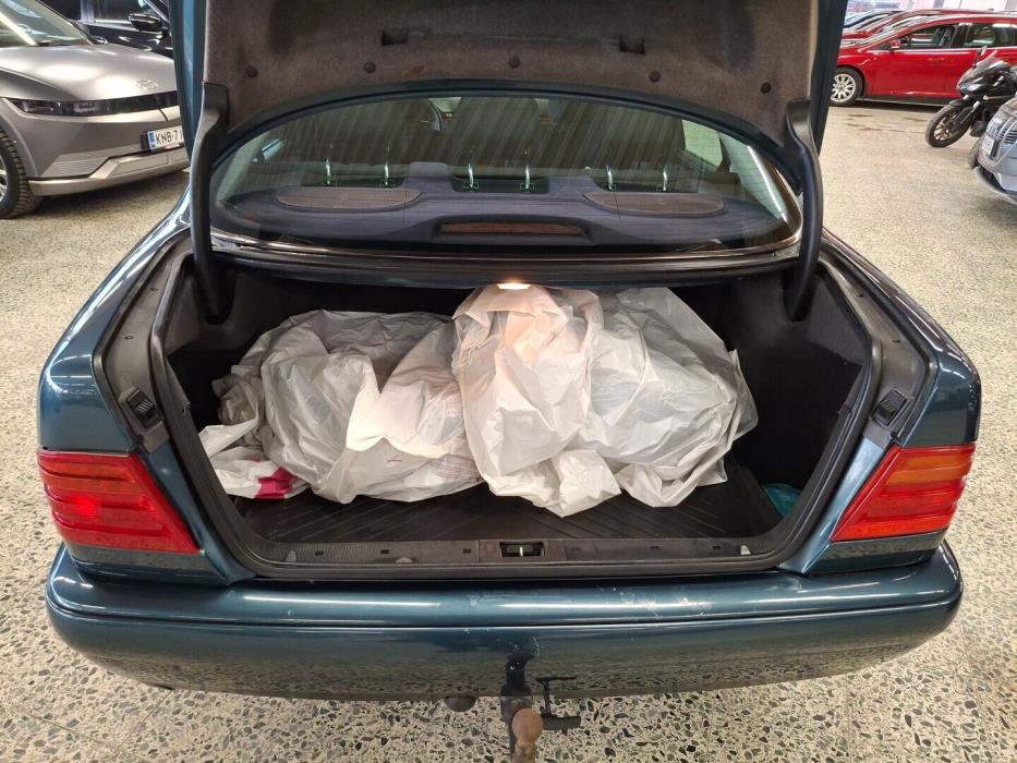 MERCEDES-BENZ E 1999