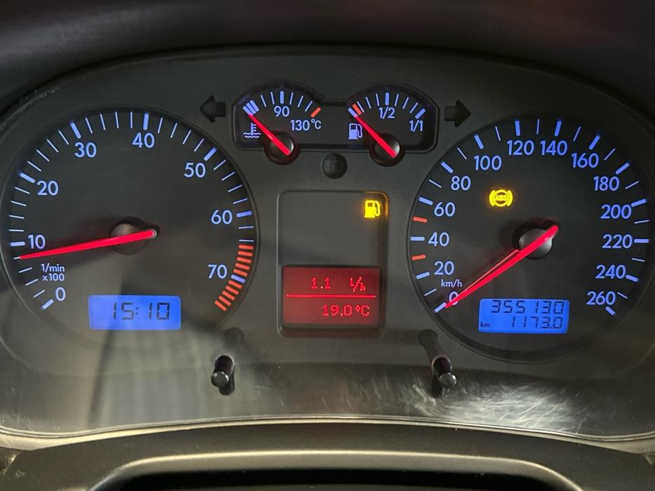 VOLKSWAGEN Golf Variant 2004