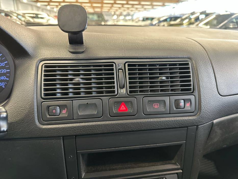 VOLKSWAGEN Golf Variant 2004