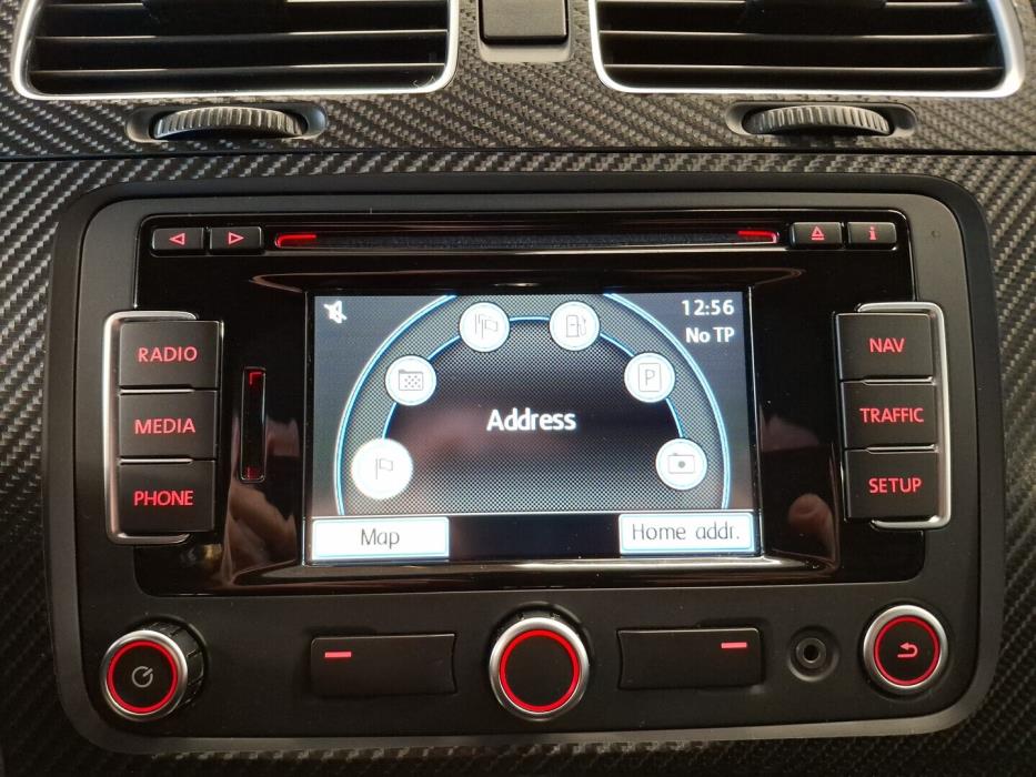 VOLKSWAGEN Golf 2010