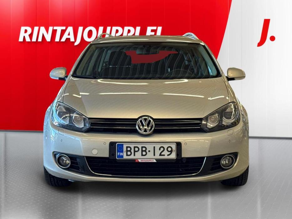 VOLKSWAGEN Golf 2012