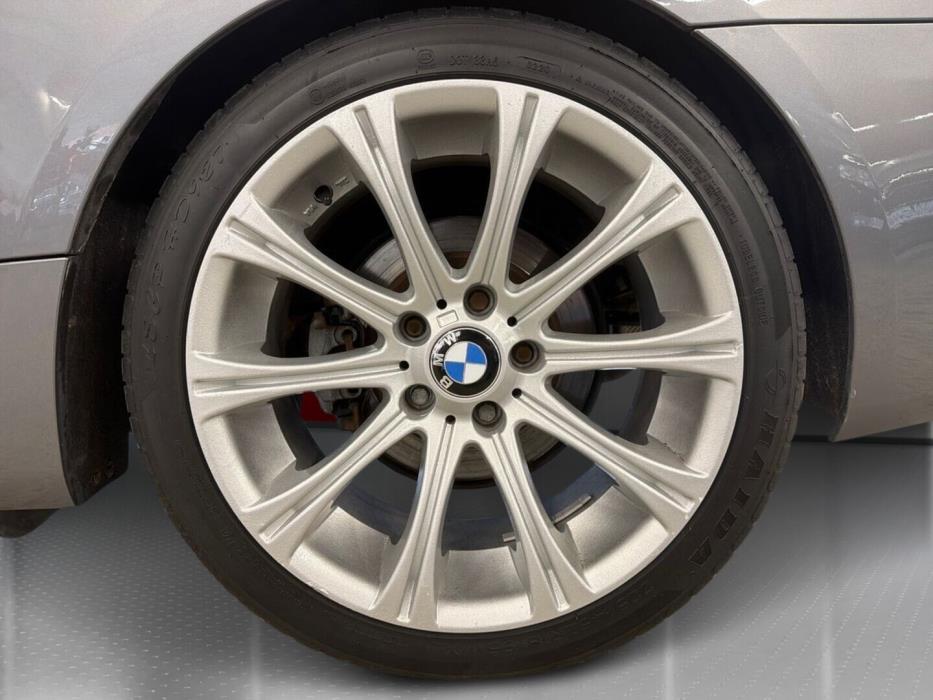 BMW 320 2009