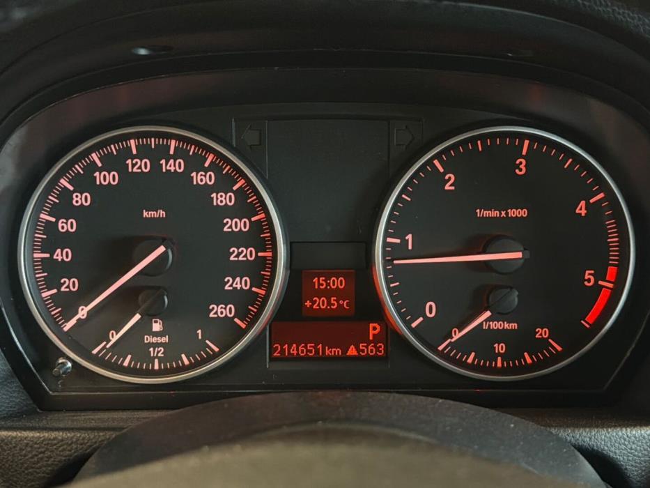 BMW 320 2009