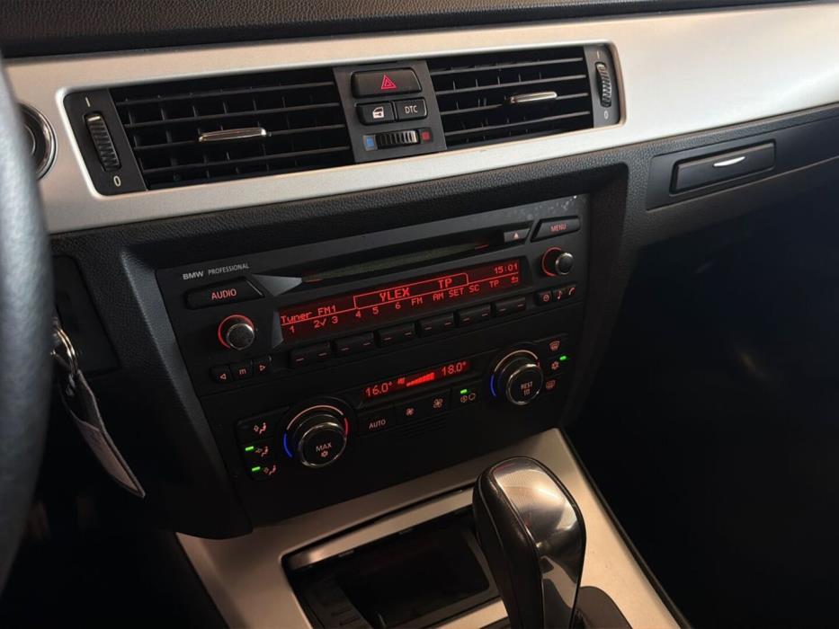 BMW 320 2009