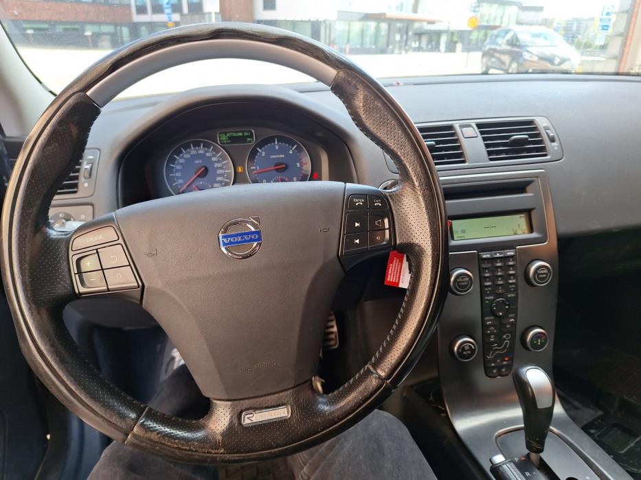 VOLVO C30 2012