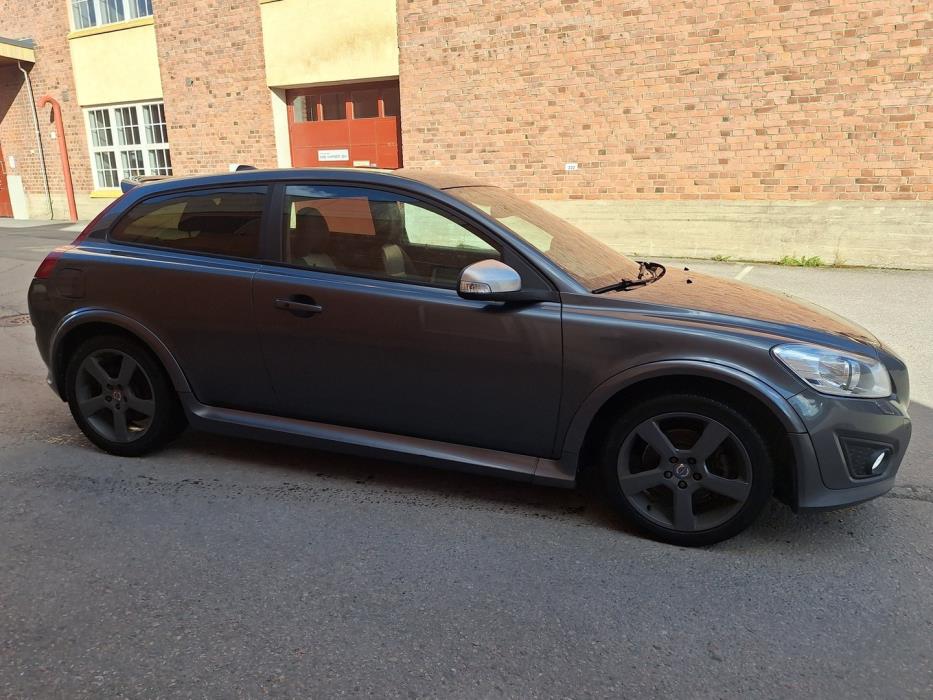 VOLVO C30 2012