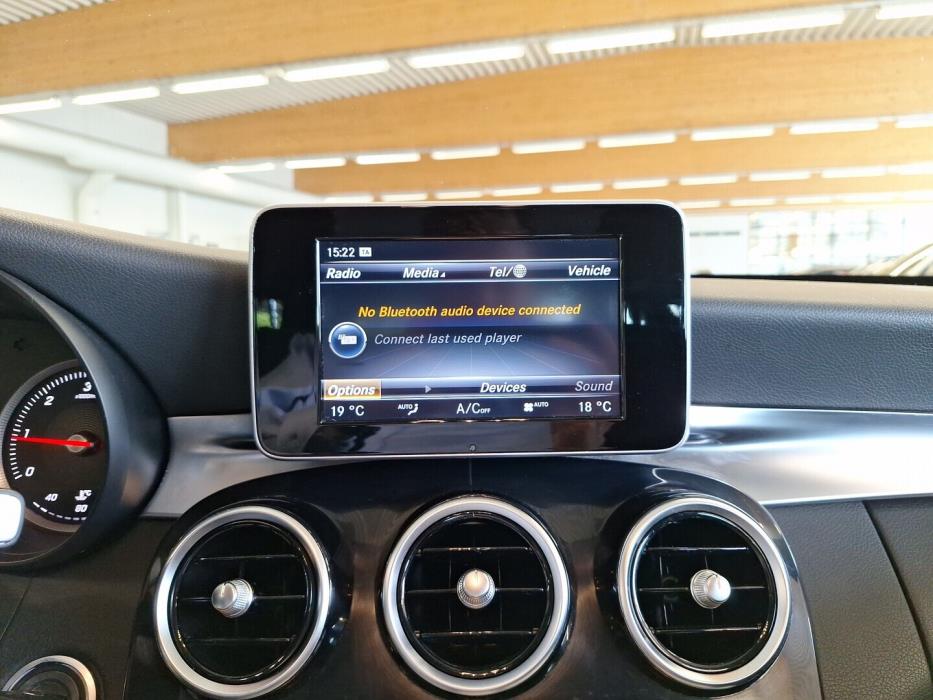 MERCEDES-BENZ C 2015