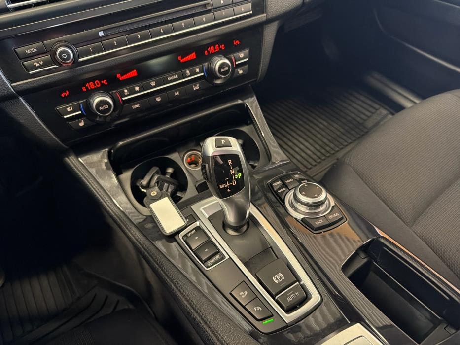 BMW 520 2015