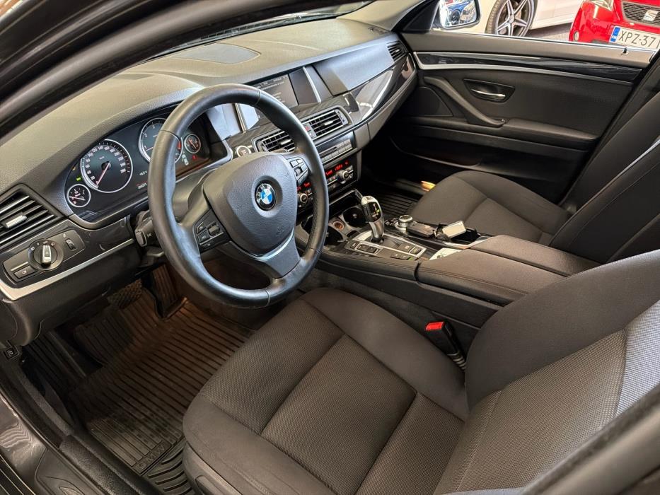 BMW 520 2015