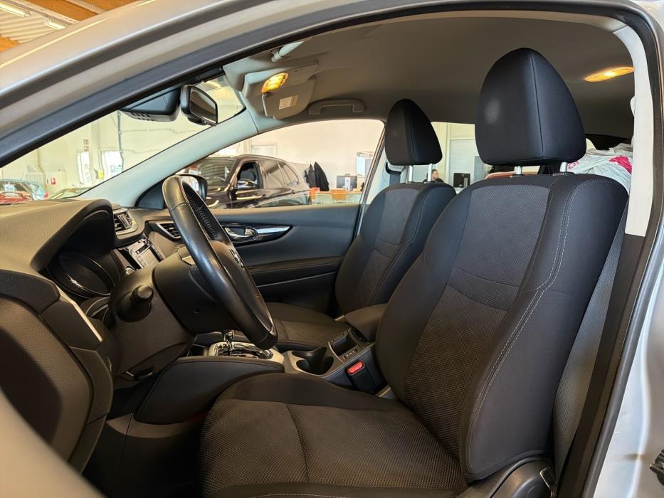 NISSAN Qashqai 2017