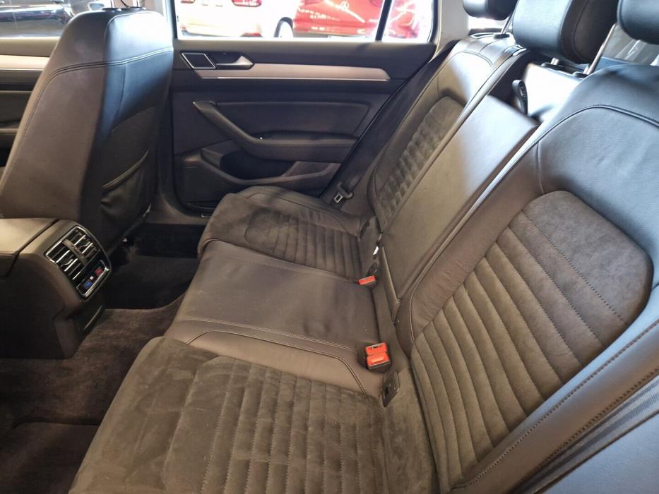 VOLKSWAGEN Passat 2018