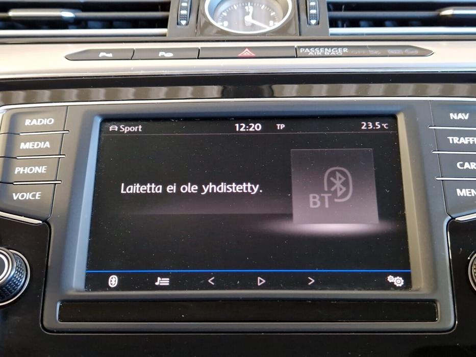 VOLKSWAGEN Passat 2018