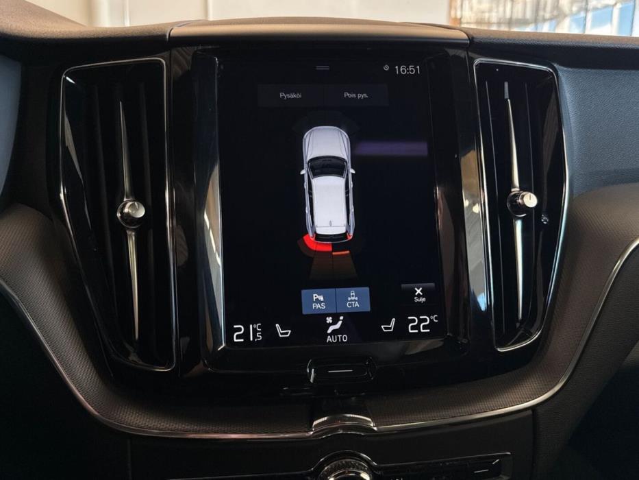 VOLVO XC60 2018