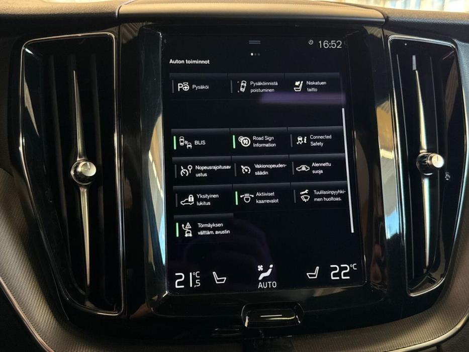 VOLVO XC60 2018