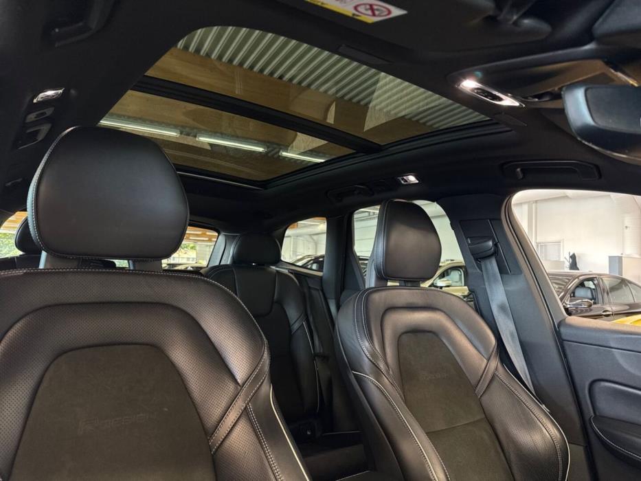 VOLVO XC60 2018