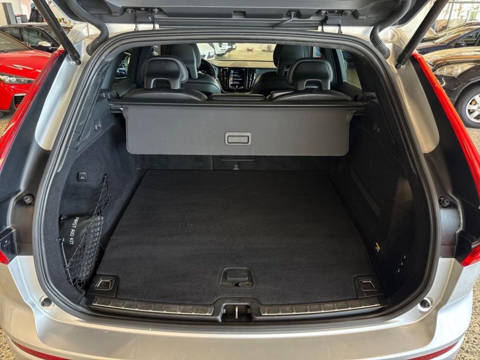 VOLVO XC60 2018