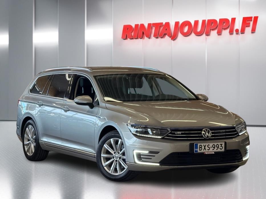 VOLKSWAGEN Passat 2016