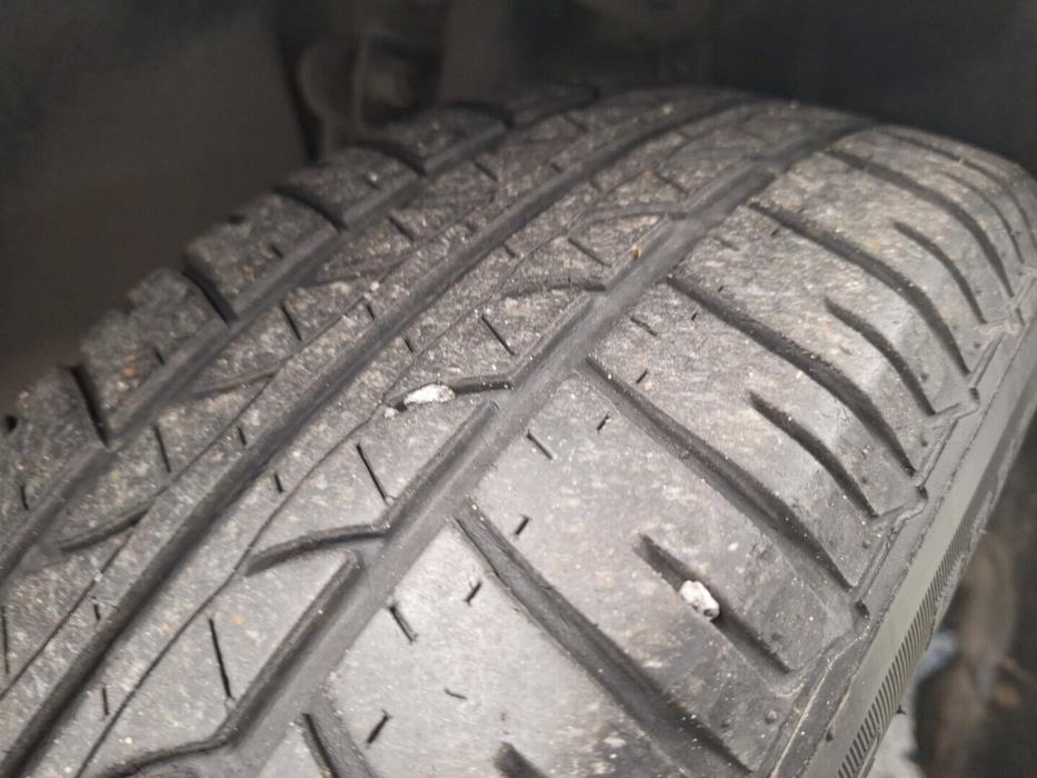 VOLKSWAGEN Polo 2011