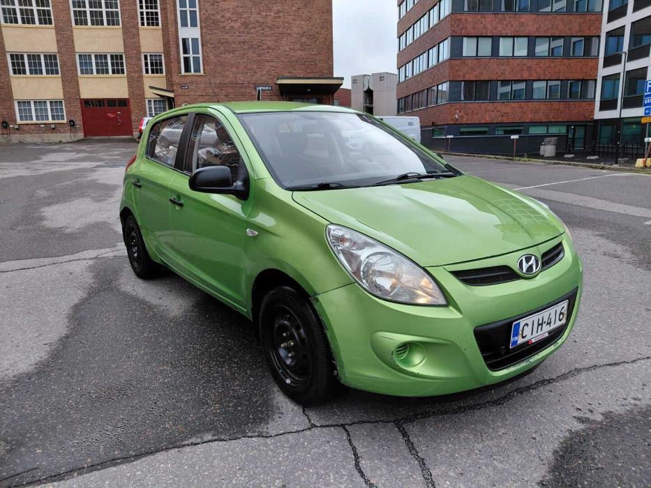 HYUNDAI i20 2012