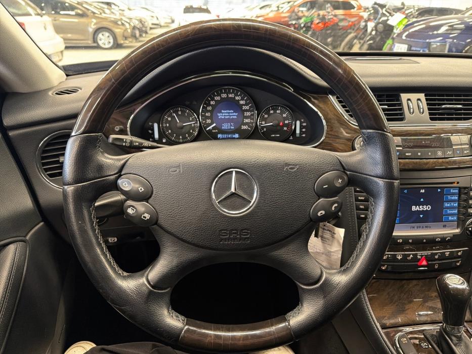 MERCEDES-BENZ CLS 2005