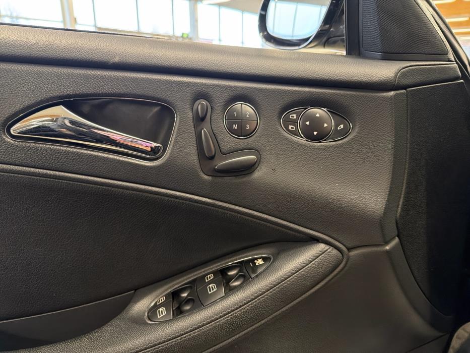 MERCEDES-BENZ CLS 2005