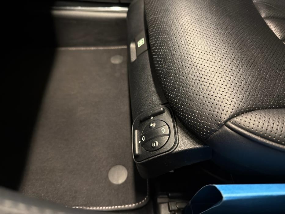 MERCEDES-BENZ CLS 2005