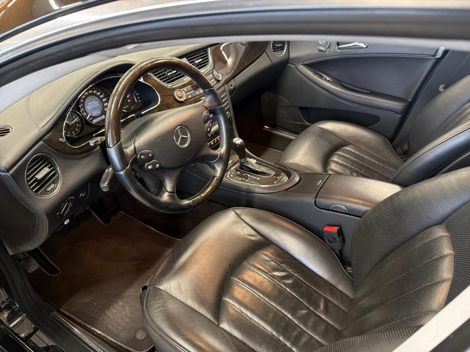 MERCEDES-BENZ CLS 2005