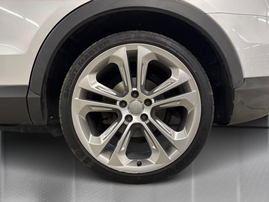 AUDI Q3 2012