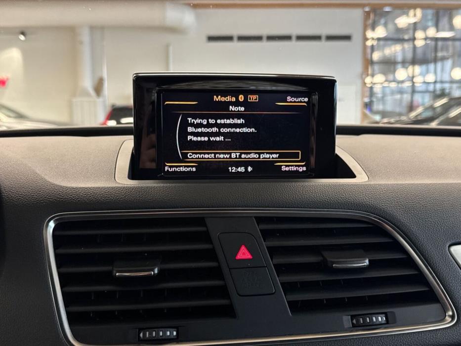 AUDI Q3 2012