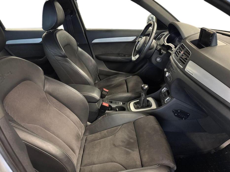 AUDI Q3 2012