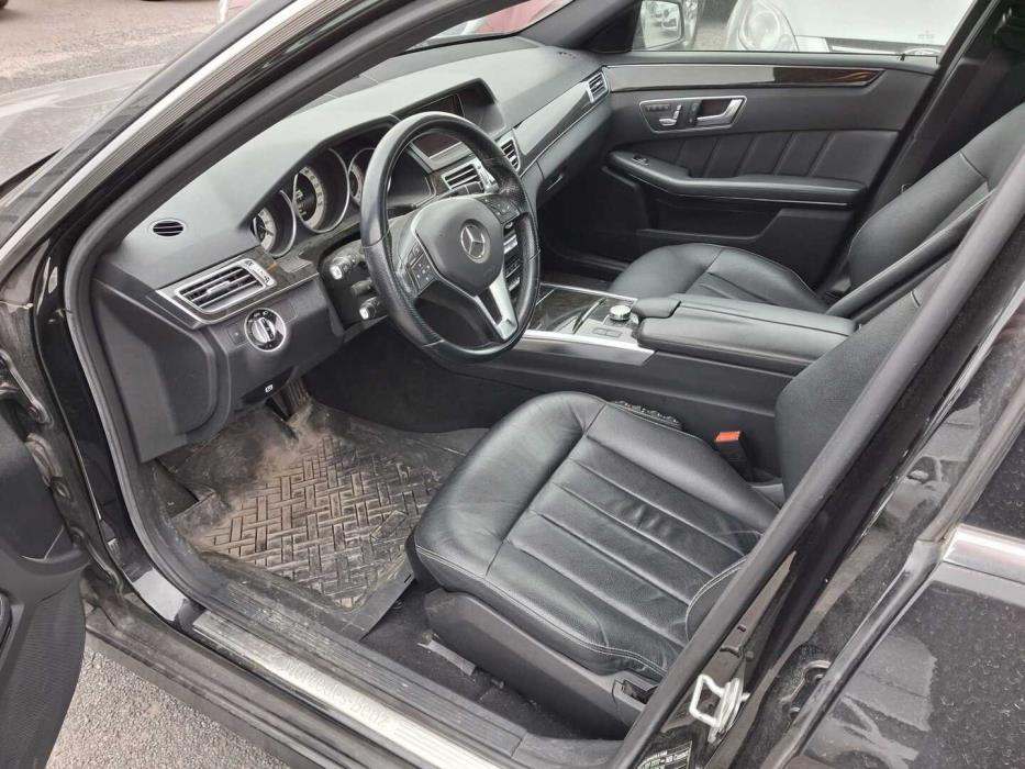 MERCEDES-BENZ E 2013