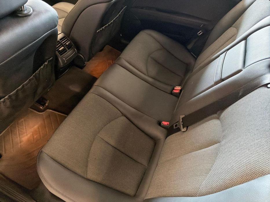 MERCEDES-BENZ E 2009