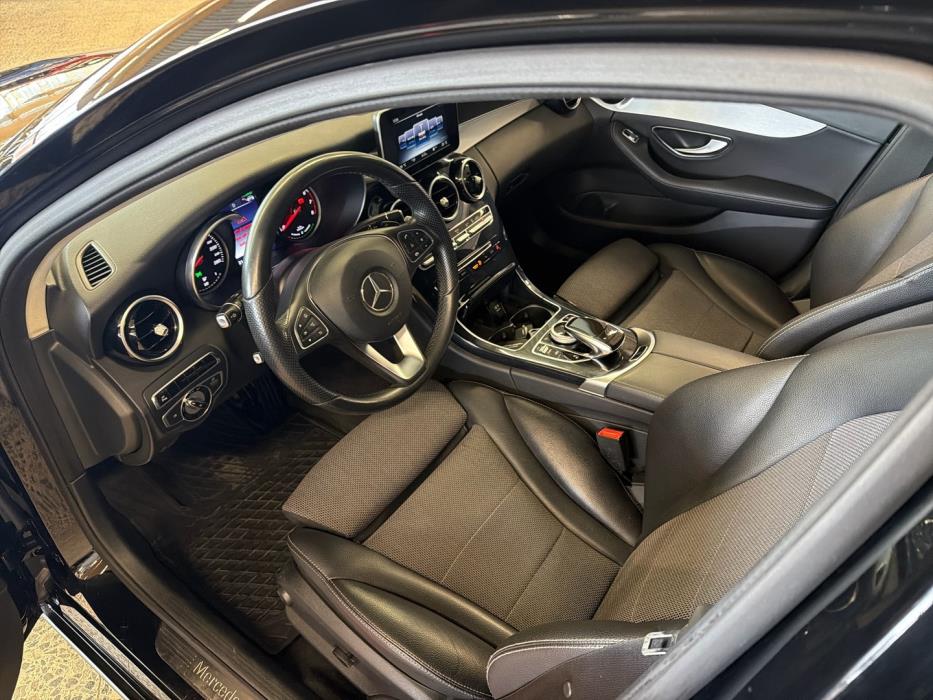 MERCEDES-BENZ C 2016