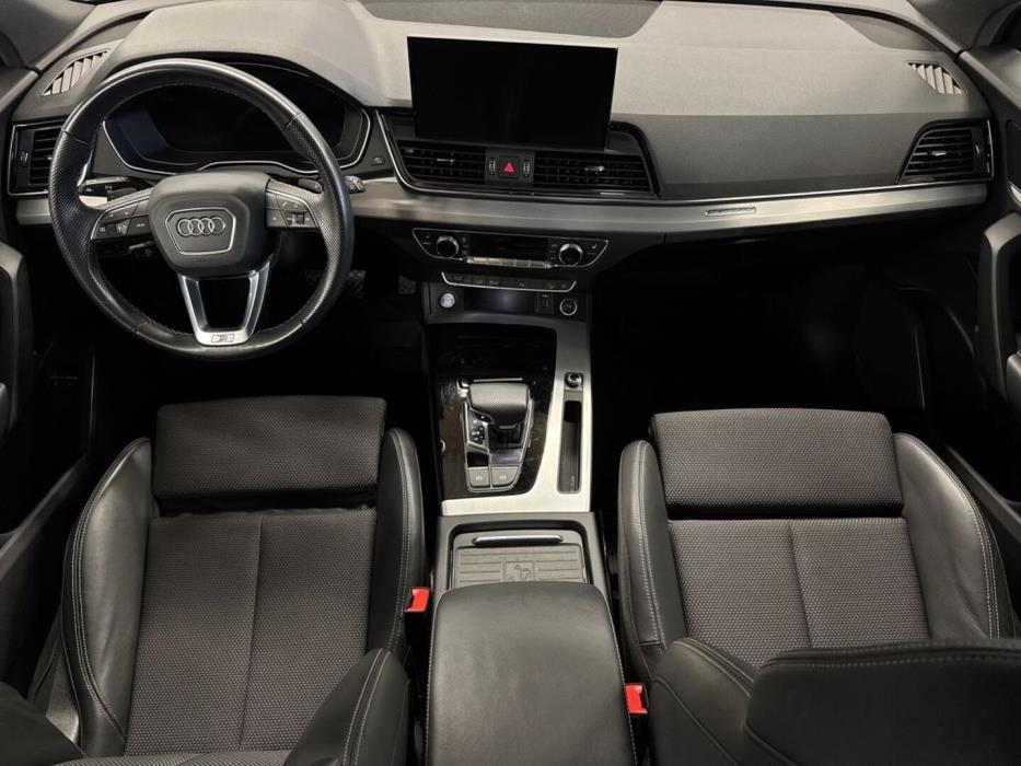 AUDI Q5 2021