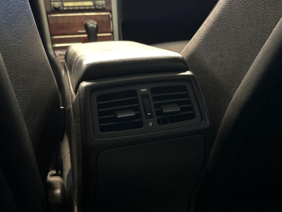MERCEDES-BENZ E 1997