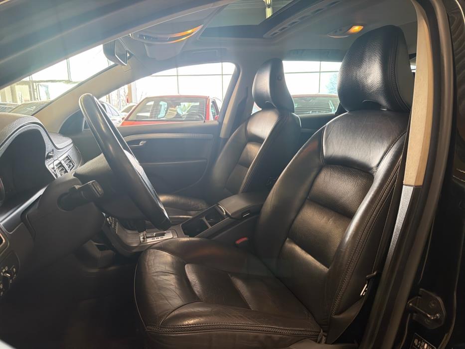 VOLVO XC70 2008