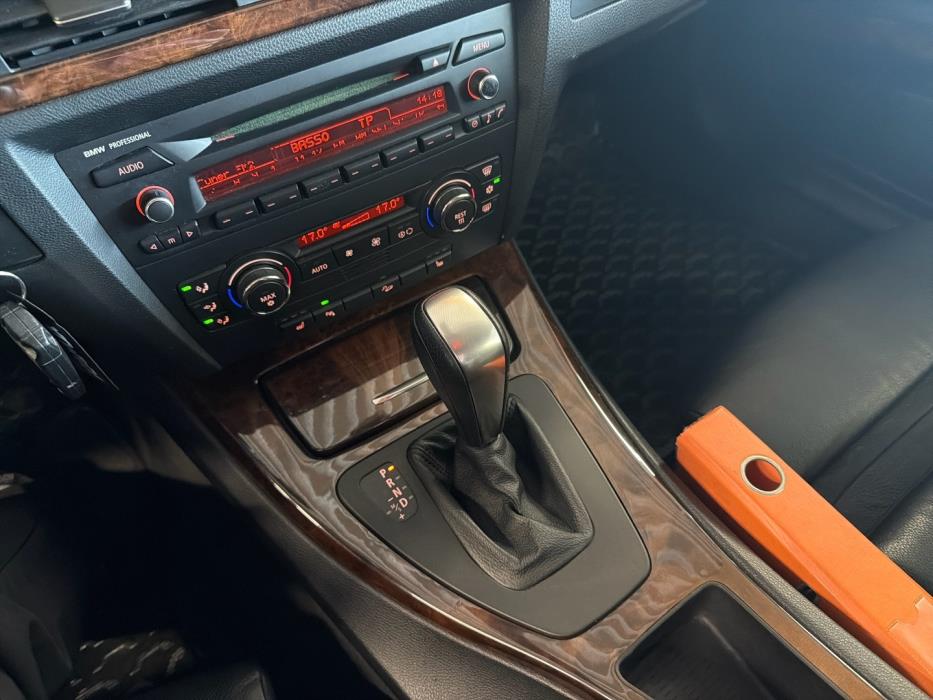 BMW 325 2007