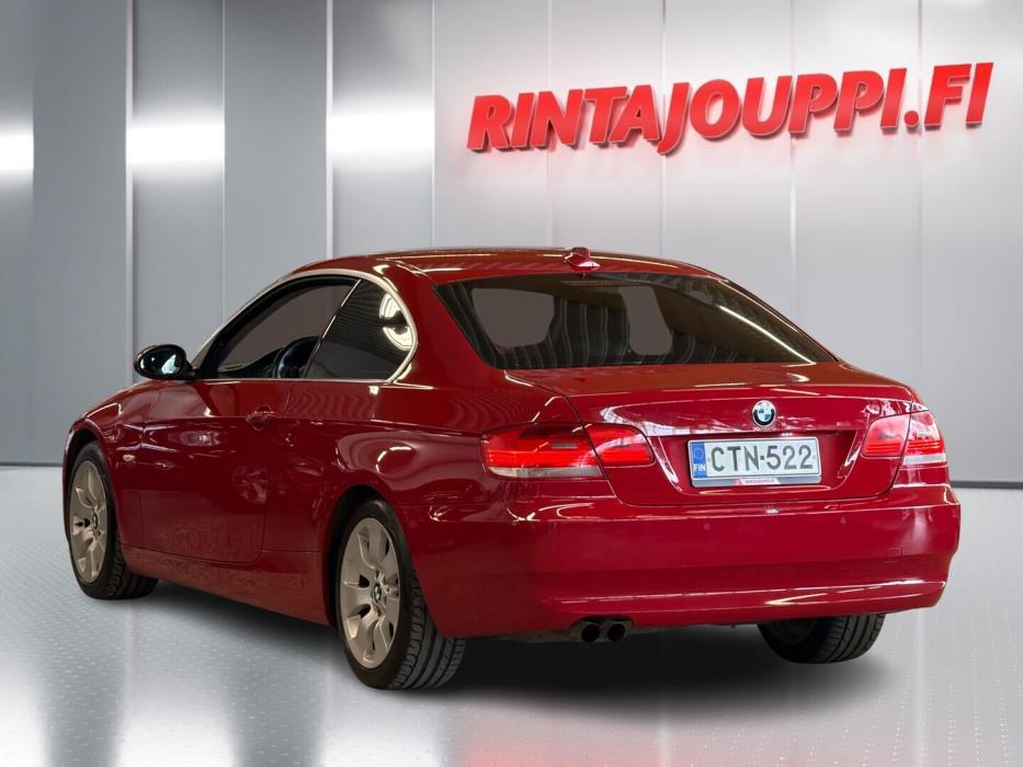 BMW 325 2007