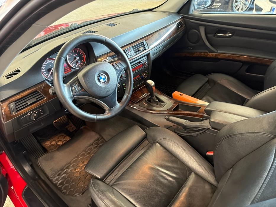 BMW 325 2007