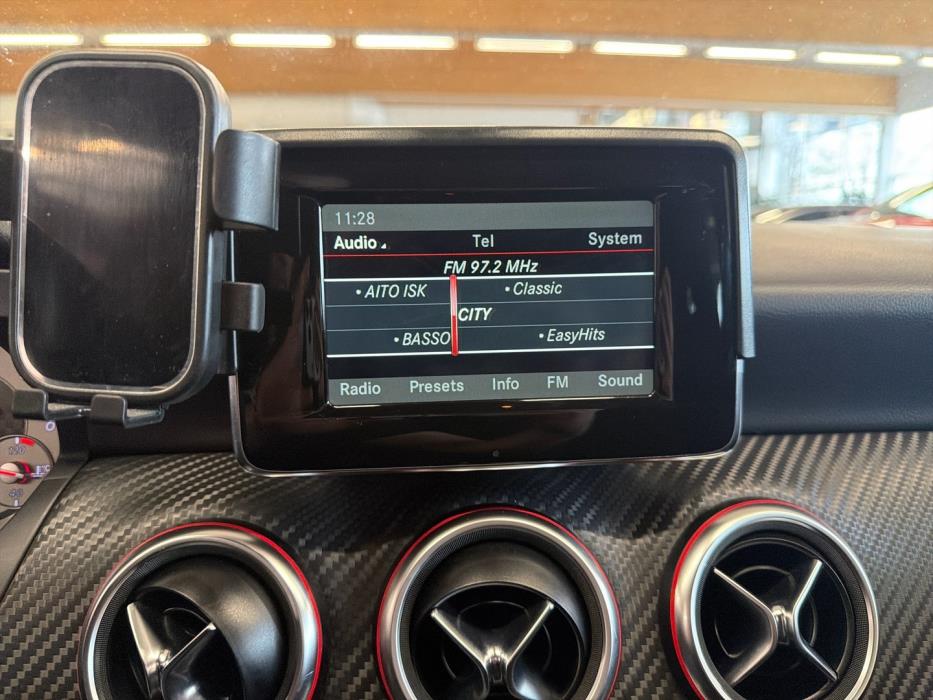MERCEDES-BENZ A 2013