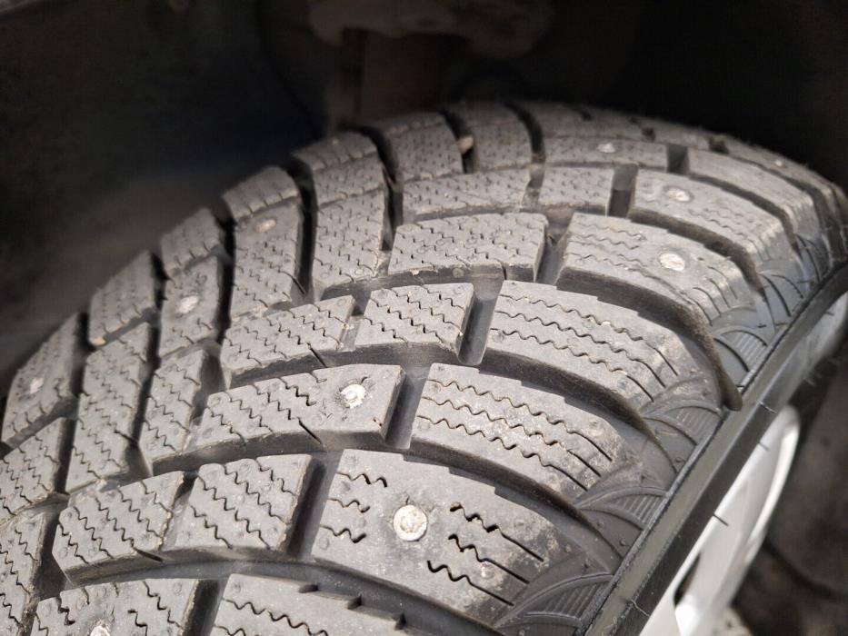 VOLKSWAGEN Jetta 2008