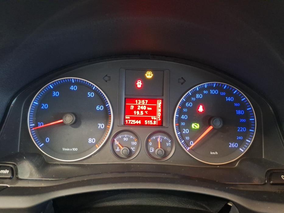 VOLKSWAGEN Jetta 2008