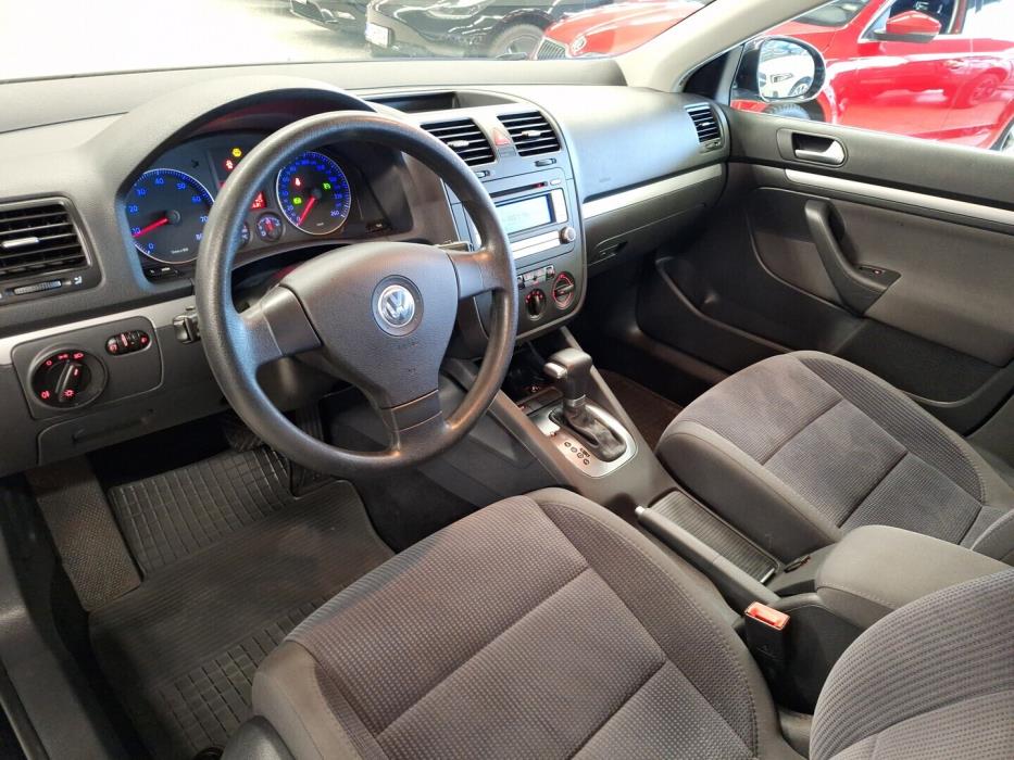 VOLKSWAGEN Jetta 2008