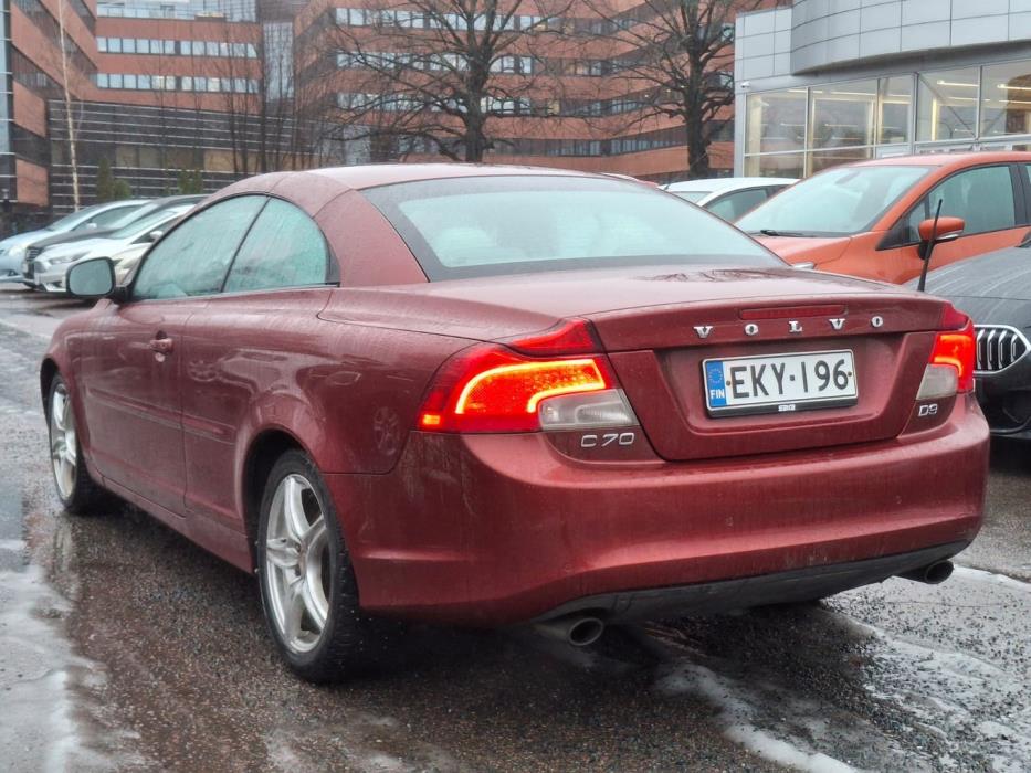 VOLVO C70 2010