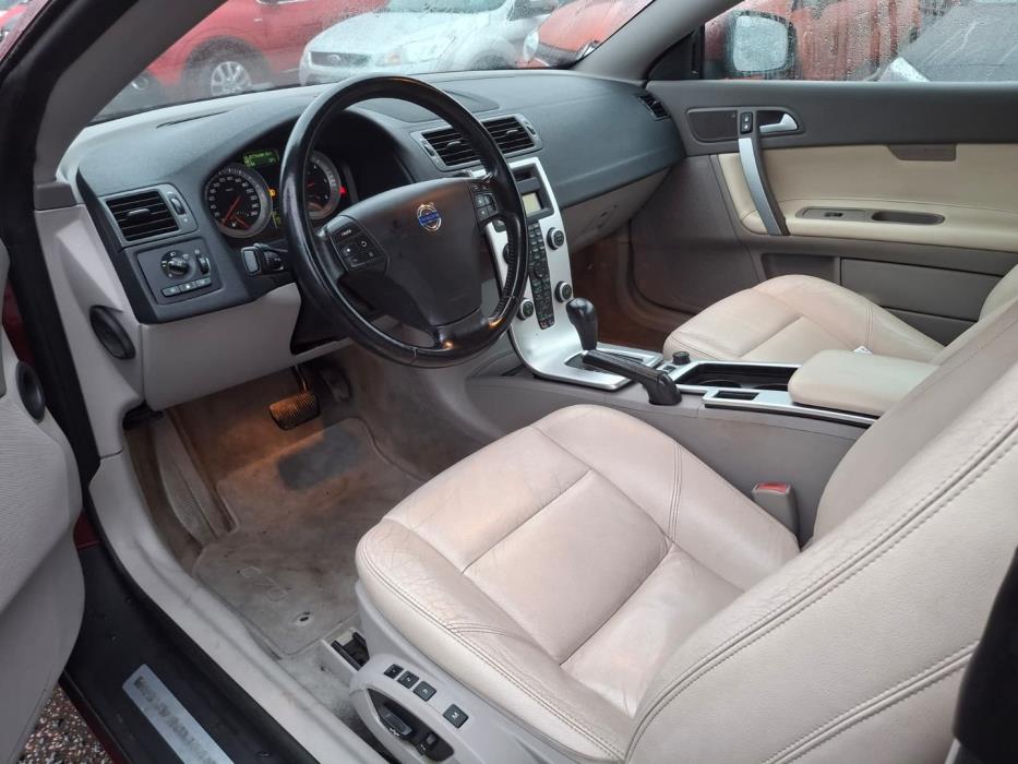 VOLVO C70 2010
